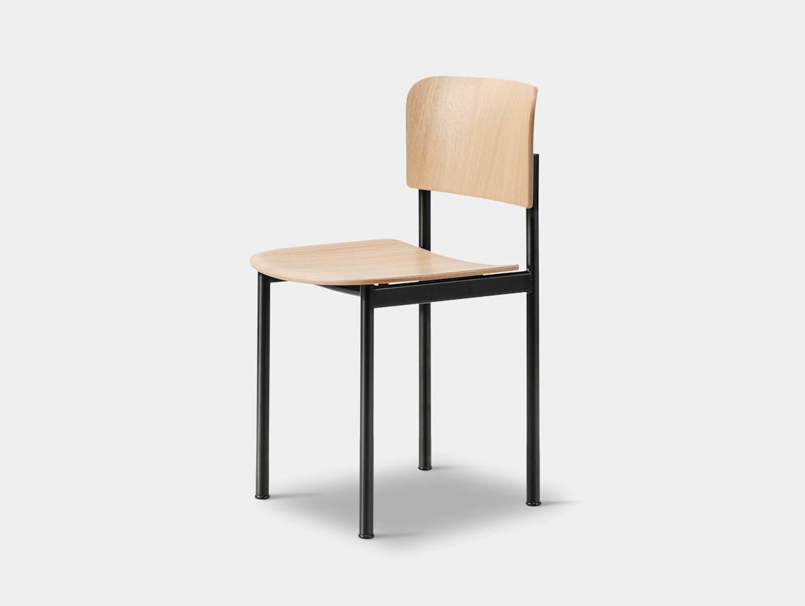 Fredericia barber osgerby plan 3412 black oak angle