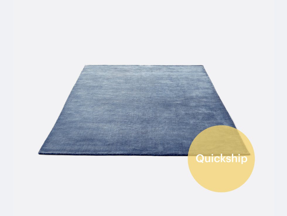 Quickshipandtradition the moor rug AP7 grey blue thunder